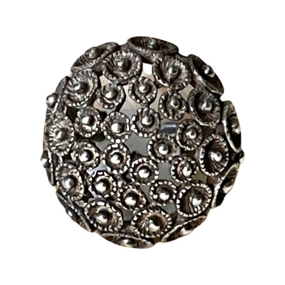 Vintage Sterling Silver Ring, Silver Dome Ring, Textured Silver Ring Size 7 - Picture 1 of 8